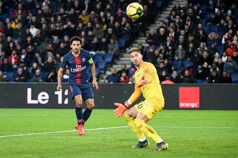 阿森纳为巴黎当红新援强势出击，利物浦加入争夺战引发激烈竞争（阿森纳强攻巴黎新星，利物浦入局争抢战火升级）