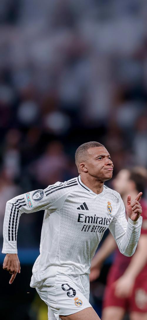 《在场外》视频栏目｜对话辽宁铁人：家乡、平常心和关于中超的明天（《在场外》专访｜辽宁铁人谈家乡、平常心与中超的明天）