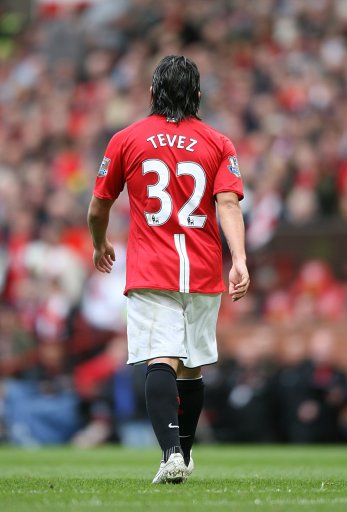 贝纳蒂亚：除了德布劳内，夏窗我们还联系过韦斯利-福法纳（贝纳蒂亚：夏窗除德布劳内外，我们也曾接触韦斯利-福法纳）