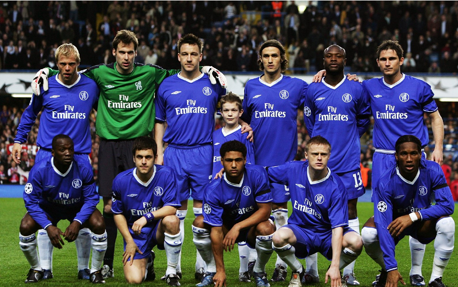 克罗斯评历史最佳11人：C罗左边锋，梅西前腰，马尔蒂尼入选（克罗斯评选史上最佳十一人：C罗踢左边锋、梅西任前腰，马尔蒂尼在列）