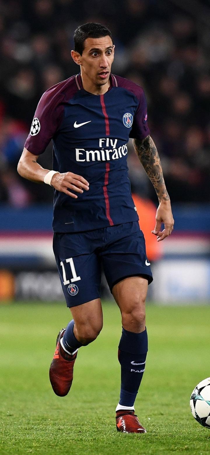 太阳报：贝克汉姆在一家高档酒吧举办派对，庆祝自己封爵（太阳报称贝克汉姆于高级酒吧办庆功宴，庆祝获封爵位）