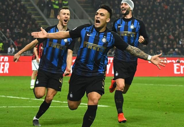 雷迪克：很少有球队没可被对手利用的弱点，但我们反复被针对（雷迪克：几乎没有无弱点的球队，而我们却被对手反复抓痛点）