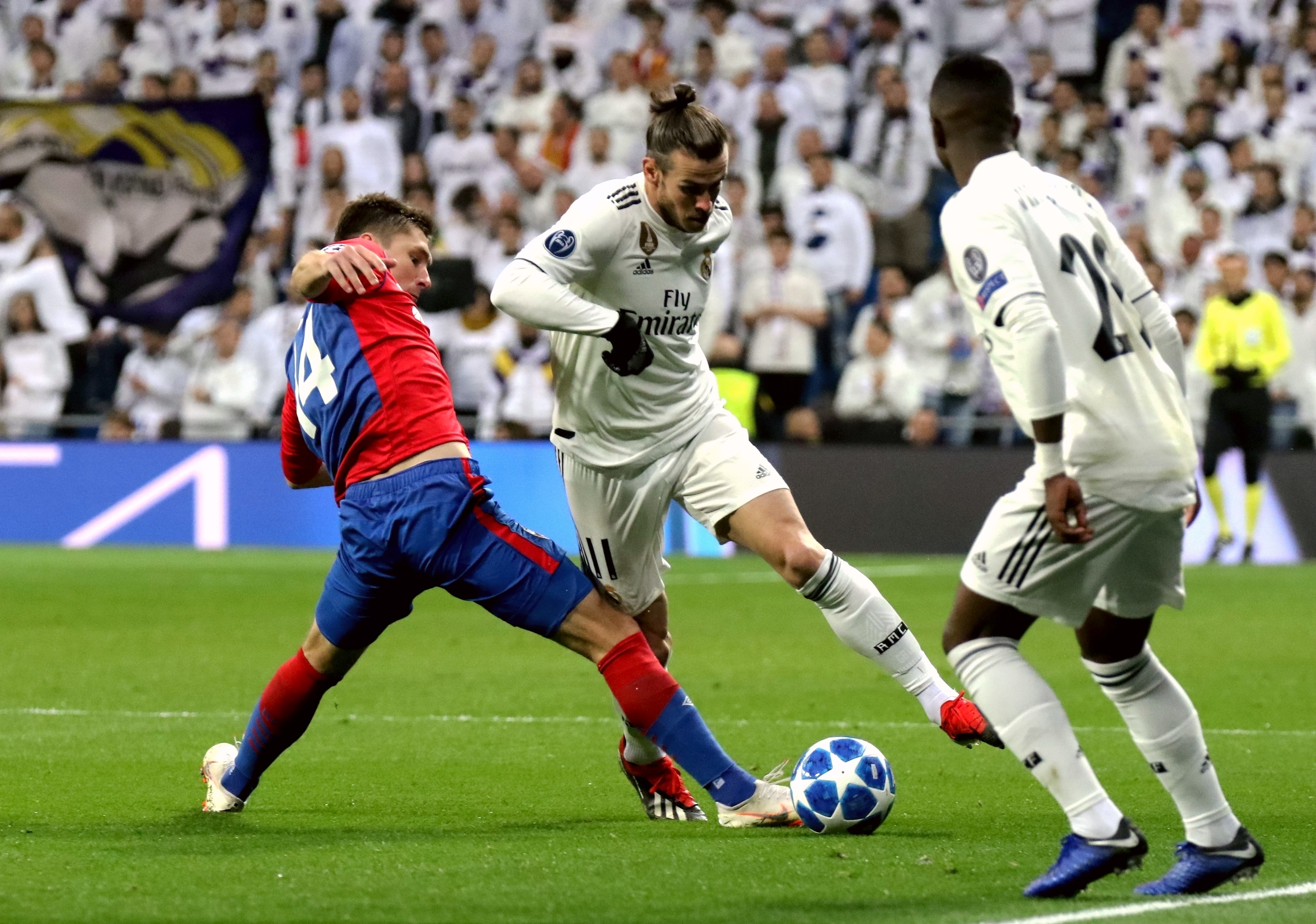 球报：谢尔德鲁普因分享未成年人性爱视频被判缓刑14天（球报：谢尔德鲁普因传播涉未成年人性爱视频被判处14天缓刑）