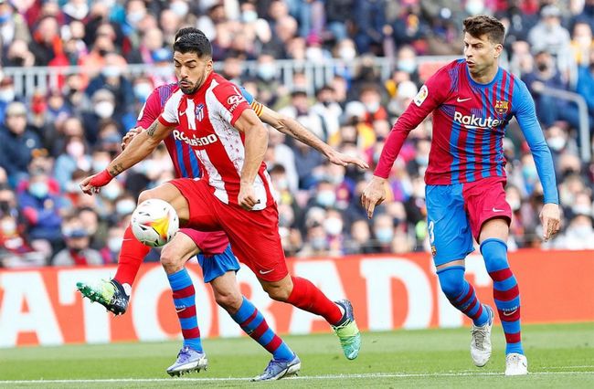 国足踢出赛季最佳半场？（国足上演本赛季最精彩半场？）