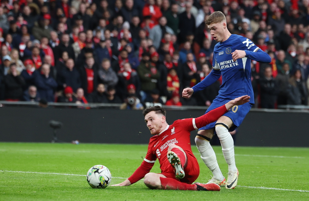 博主：此前确定不再续约的古加将于明日凌晨携家人返回葡萄牙（据博主消息，已确定不续约的古加将于明日凌晨与家人启程回葡萄牙）