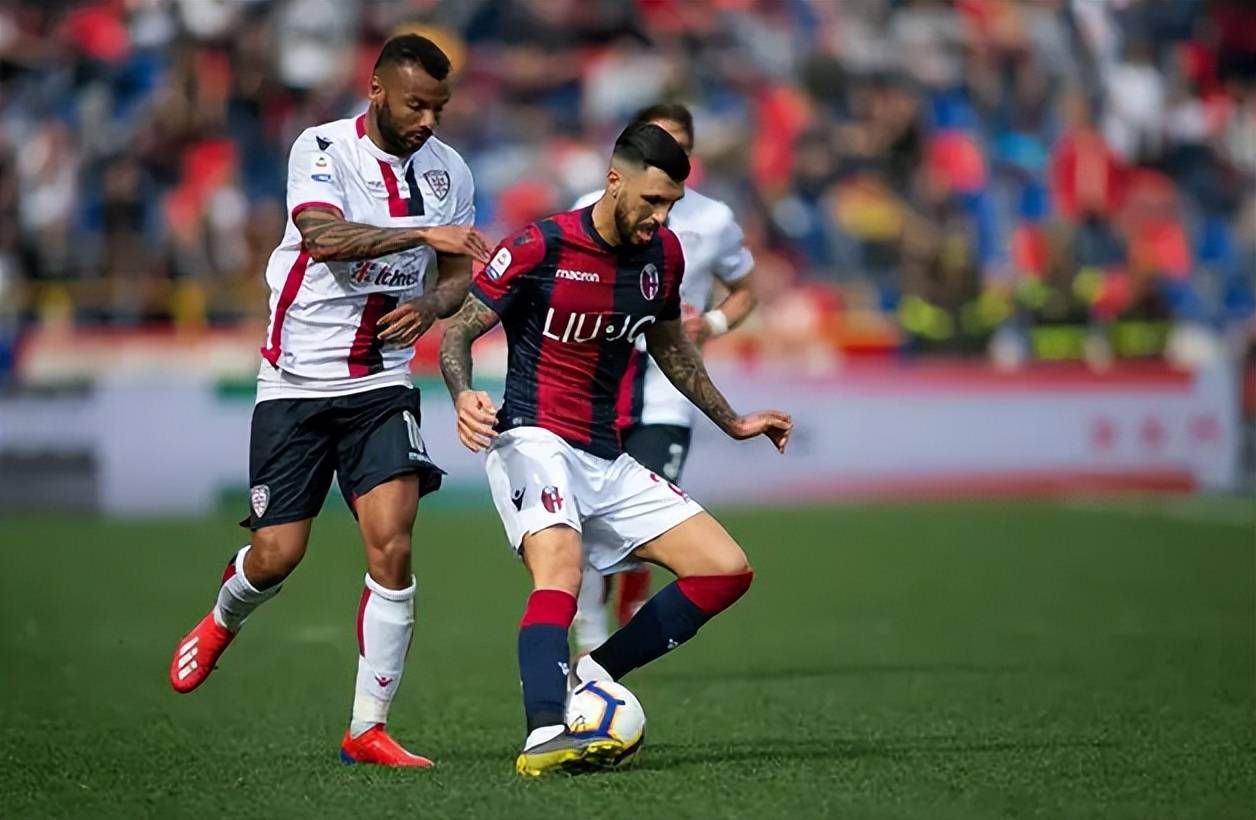 金球奖候选名单即将公布，热门人选浮现（金球奖候选名单将揭晓，热门人选呼之欲出）