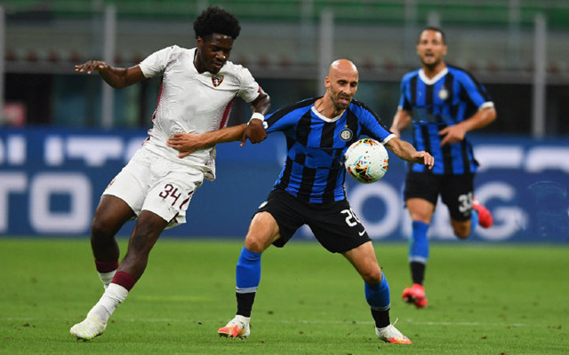 韩K联半场：李昊宰、阿方索造险，浦项铁人暂0-0全北现代（韩职联半场：李昊宰、阿方索连造险情，浦项铁人暂与全北现代0-0）