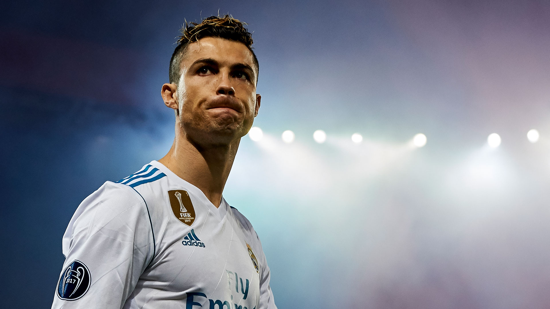 津媒谈国足选帅：本土“少壮派”教练的优势不容忽视（津媒：国足选帅不应忽视本土少壮派教练的优势）