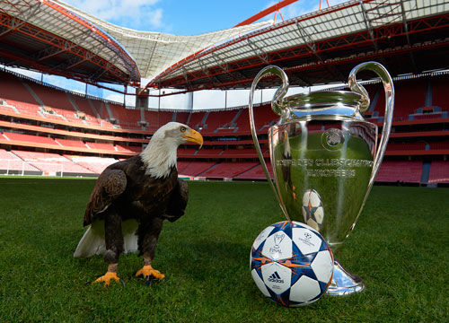 伊劳拉：相信球队本场比赛能状态反弹，期待与切尔西较量（伊劳拉：有信心本场回暖，盼与切尔西过招）