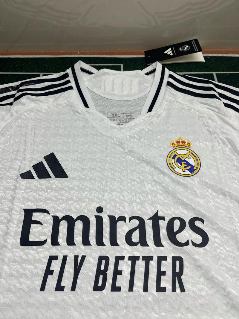 塞尔塔对阵皇马的第一个进球，很潇洒的射门方式（塞尔塔战皇马首球，潇洒一击破门）